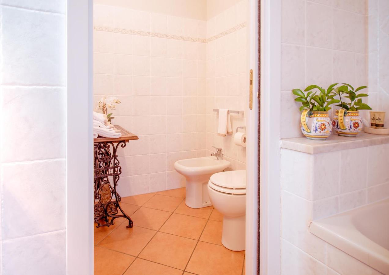 Casa Ferrero Apartment อัลบา ภายนอก รูปภาพ
